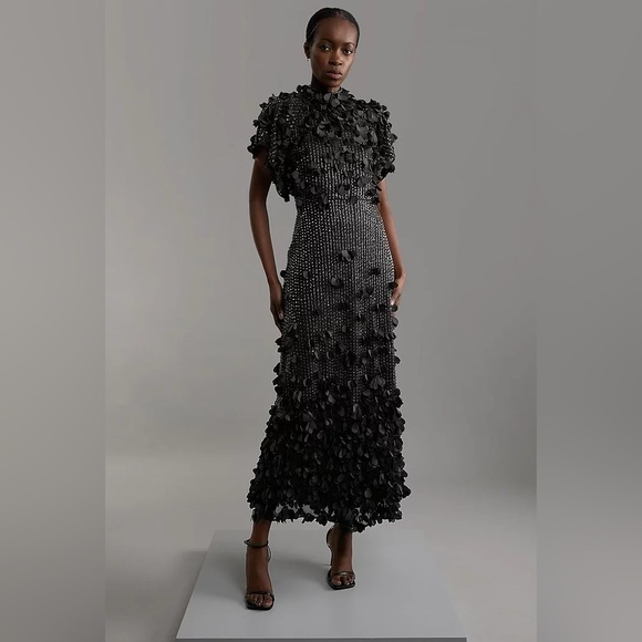 Elegant Black Evening Dress - Picture 1 of 5